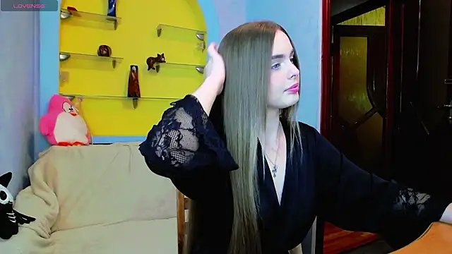 AlicaLOVEalisa777 online show from March 5, 2026, 10:17 pm