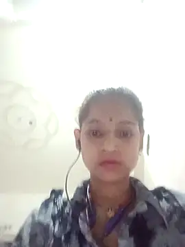Snapshot of Mohnicute chatting on May 2, 2026, 12:15 am Mohnicute online show from May 2, 2026, 12:15 am