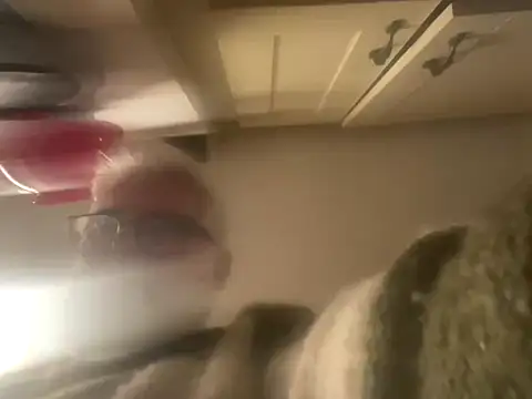 LeatherSdaddy online show from December 3, 2025, 7:23 pm