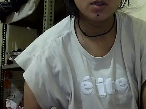 Snapshot of Anika_Singh chatting on May 3, 2026, 3:01 am Anika Singh online show from May 3, 2026, 3:01 am