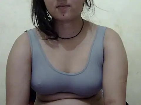 Snapshot of Anika_Singh chatting on May 27, 2026, 3:53 pm Anika Singh online show from May 27, 2026, 3:53 pm