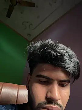 hotyyyyjonny online show from July 11, 2026, 1:41 am