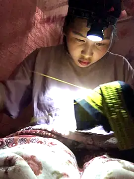 luna-sexxy online show from November 17, 2025, 1:28 pm