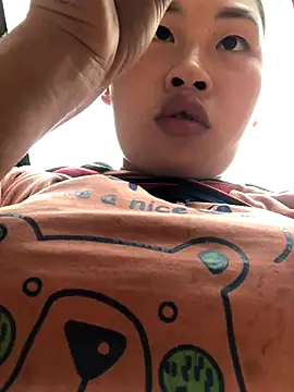 luna-sexxy online show from November 21, 2025, 3:05 am