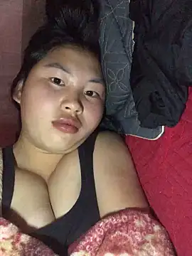 luna-sexxy online show from November 24, 2025, 11:15 pm