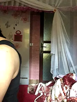 luna-sexxy online show from November 29, 2025, 8:50 am