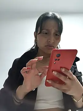 Snapshot of IsabellaaSwann chatting on November 27, 2025, 10:12 pm IsabellaaSwann online show from November 27, 2025, 10:12 pm