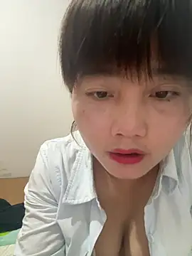 Nuomi6 online show from April 5, 2026, 2:47 pm