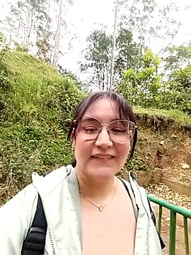 Snapshot of SaloGray8 chatting on May 19, 2026, 1:28 pm SaloGray8 online show from May 19, 2026, 1:28 pm
