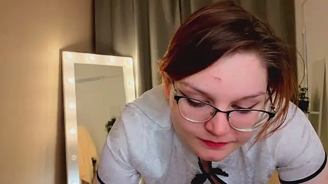 RacieBroom online show from February 24, 2026, 11:25 pm