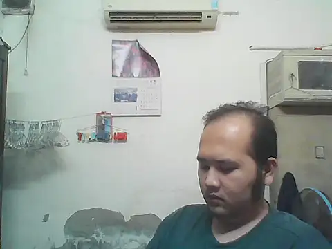 linhlinhthan online show from November 26, 2025, 2:51 pm