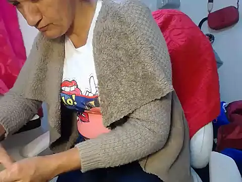 Tiff Dirty69 online show from February 8, 2026, 3:04 pm