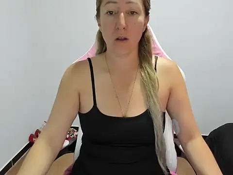 chrystal sl852 online show from November 17, 2025, 11:38 am