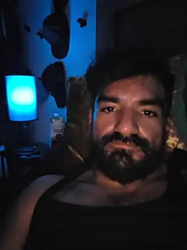 piggylatino online show from April 16, 2026, 9:39 pm