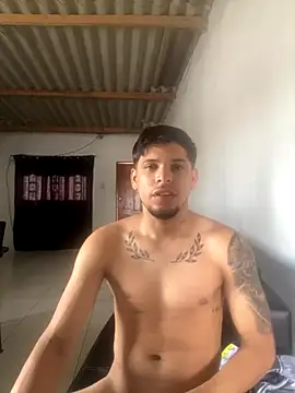 Snapshot of Purry_14 chatting on November 21, 2025, 3:11 pm Purry 14 online show from November 21, 2025, 3:11 pm