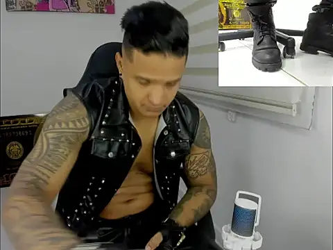 master leather online show from March 9, 2026, 11:42 pm