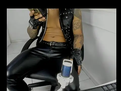 master leather online show from April 14, 2026, 8:26 pm