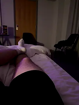 Snapshot of Blancmystro chatting on November 17, 2025, 6:14 pm Blancmystro online show from November 17, 2025, 6:14 pm