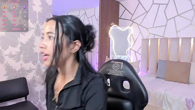 Joselyn tay online show from April 2, 2026, 5:43 pm