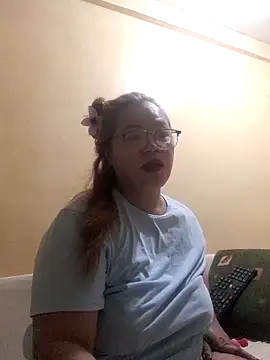 Snapshot of loriepinay46 chatting on June 21, 2026, 9:17 pm loriepinay46 online show from June 21, 2026, 9:17 pm