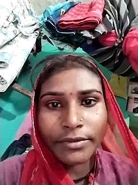 Snapshot of Big_Lovexx chatting on April 5, 2026, 8:22 am Big Lovexx online show from April 5, 2026, 8:22 am