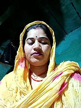 Hot kamla online show from February 13, 2026, 11:45 pm