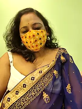 Snapshot of Hena_bhabi chatting on November 16, 2025, 8:25 pm Hena bhabi online show from November 16, 2025, 8:25 pm