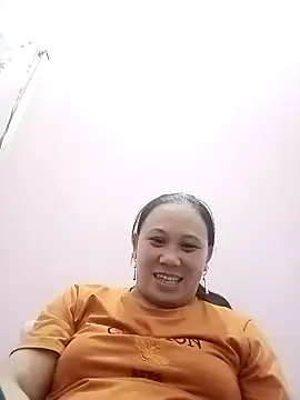 xuan-ha online show from December 22, 2025, 2:47 pm