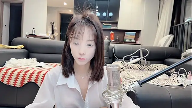 Butterbear online show from April 8, 2026, 12:38 pm