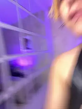 NinaSakura Eup online show from February 4, 2026, 5:08 pm