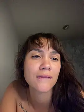 Snapshot of carolsapequinha chatting on May 1, 2026, 3:00 am carolsapequinha online show from May 1, 2026, 3:00 am