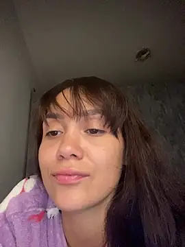 Snapshot of carolsapequinha chatting on May 22, 2026, 4:41 am carolsapequinha online show from May 22, 2026, 4:41 am