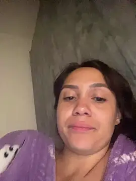 Snapshot of carolsapequinha chatting on June 7, 2026, 5:44 am carolsapequinha online show from June 7, 2026, 5:44 am