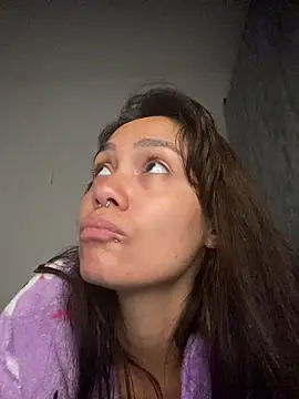 Snapshot of carolsapequinha chatting on June 26, 2026, 5:39 pm carolsapequinha online show from June 26, 2026, 5:39 pm
