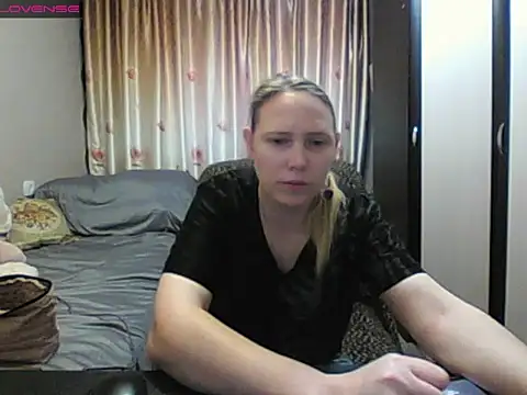 JenniDeep online show from January 16, 2026, 11:25 am