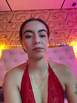 MelanyyJhonson15 online show from February 4, 2026, 2:28 am