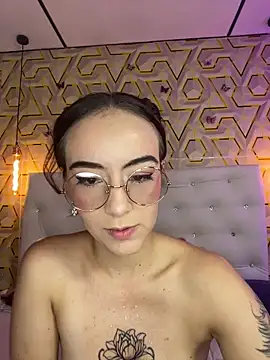 MelanyyJhonson15 online show from March 19, 2026, 2:37 am