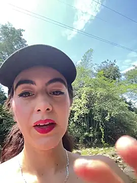 MelanyyJhonson15 online show from July 13, 2026, 3:48 pm