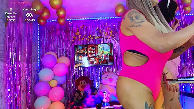 TAYLOR S7 online show from April 1, 2026, 2:01 am