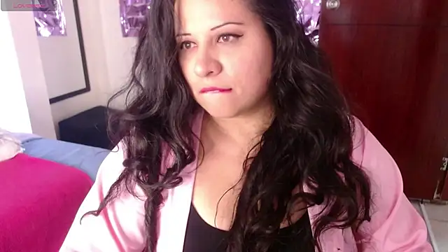 Catalinajane1 online show from May 13, 2026, 2:03 pm