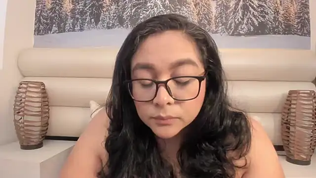 Snapshot of ViickyLee chatting on April 30, 2026, 6:09 am ViickyLee online show from April 30, 2026, 6:09 am