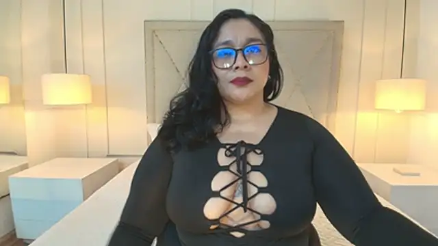 Snapshot of ViickyLee chatting on May 29, 2026, 11:41 am ViickyLee online show from May 29, 2026, 11:41 am