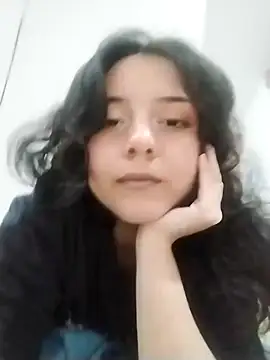 chibi love online show from April 23, 2026, 4:09 pm