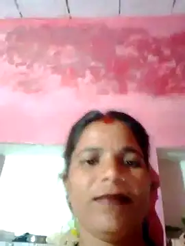 Snapshot of Bigg_bhabi chatting on November 18, 2025, 12:16 am Bigg bhabi online show from November 18, 2025, 12:16 am