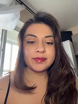Snapshot of Lovynna chatting on April 17, 2026, 12:41 pm Lovynna online show from April 17, 2026, 12:41 pm