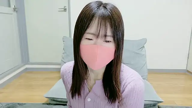 akane room online show from December 3, 2025, 8:18 pm