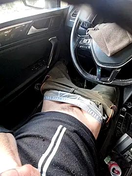 Snapshot of -The-Last- chatting on November 28, 2025, 1:03 pm -The-Last- online show from November 28, 2025, 1:03 pm