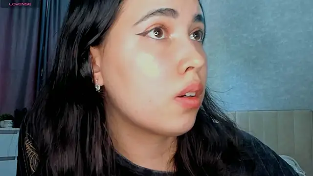 Snapshot of Diara_1an chatting on May 5, 2026, 7:38 am Diara 1an online show from May 5, 2026, 7:38 am