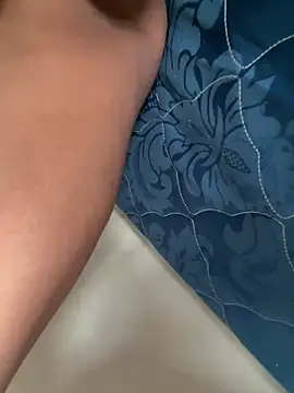 Snapshot of black-1406 chatting on February 1, 2026, 5:06 am black-1406 online show from February 1, 2026, 5:06 am