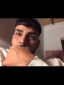 Brunicci online show from February 14, 2026, 9:06 am